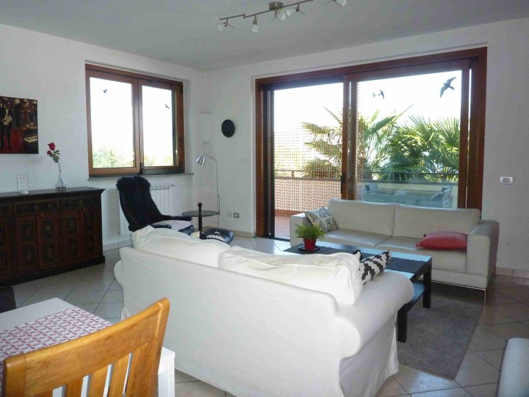 appartamento vista lago porto valtravaglia 27