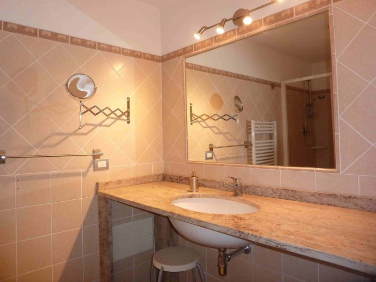appartamento vista lago porto valtravaglia 42